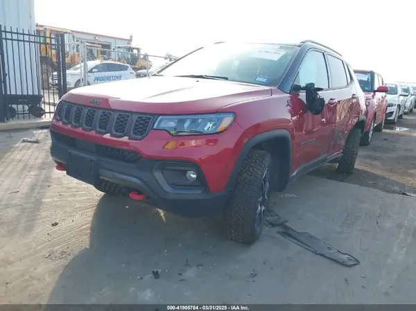3C4NJDDN0ST551132 2025 JEEP COMPASS - Image 2