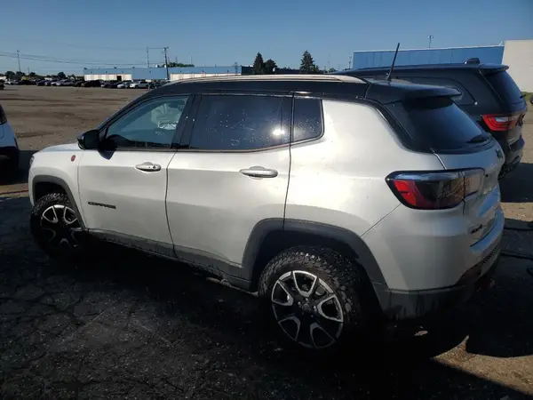 3C4NJDDN0ST564544 2025 JEEP COMPASS - Image 2