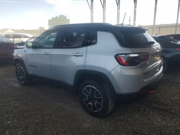 3C4NJDDN0ST594451 2025 JEEP COMPASS - Image 2