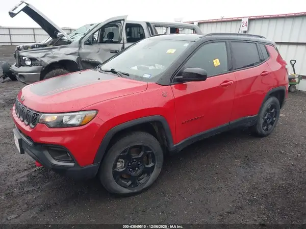 3C4NJDDN1PT526246 2023 JEEP COMPASS - Image 2