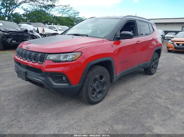 3C4NJDDN1PT543533 2023 JEEP COMPASS - Image 2
