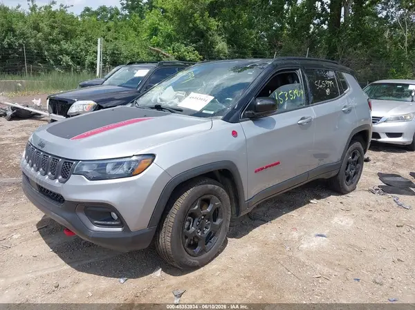 3C4NJDDN1PT565399 2023 JEEP COMPASS - Image 2
