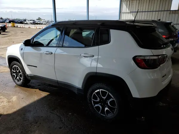 3C4NJDDN1RT144852 2024 JEEP COMPASS - Image 2