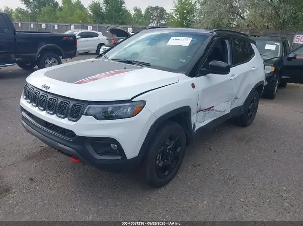 3C4NJDDN1RT609727 2024 JEEP COMPASS - Image 2