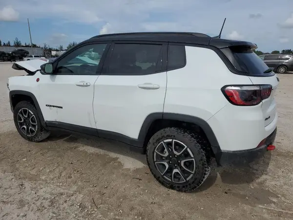 3C4NJDDN1ST519113 2025 JEEP COMPASS - Image 2