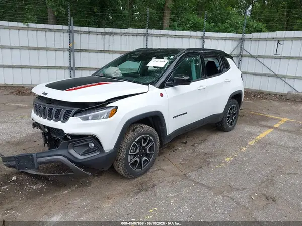 3C4NJDDN1ST524604 2025 JEEP COMPASS - Image 2