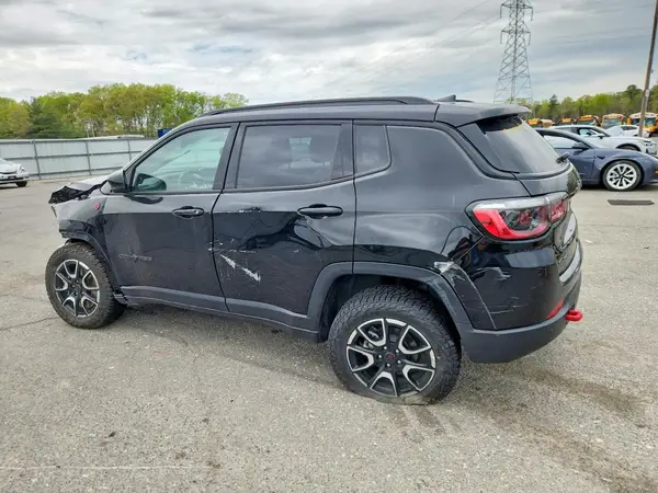 3C4NJDDN1ST593664 2025 JEEP COMPASS - Image 2