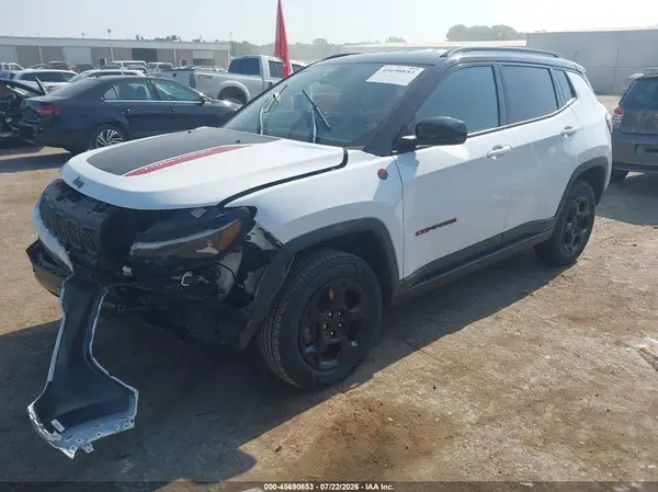 3C4NJDDN2PT524733 2023 JEEP COMPASS - Image 2