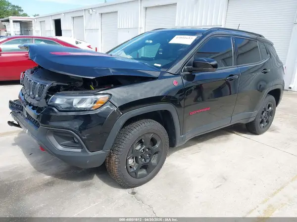 3C4NJDDN2PT526210 2023 JEEP COMPASS - Image 2