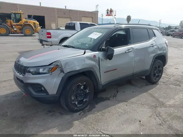 3C4NJDDN2PT566772 2023 JEEP COMPASS - Image 2