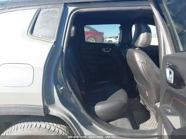 3C4NJDDN2PT568988 2023 JEEP COMPASS - Image 8
