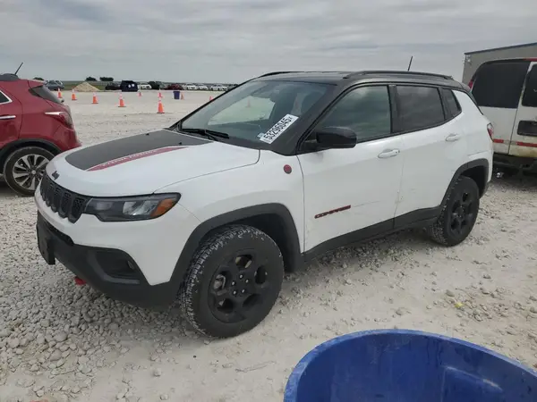 3C4NJDDN2PT570613 2023 JEEP COMPASS - Image 1