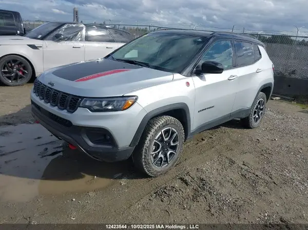 3C4NJDDN2RT123265 2024 JEEP COMPASS - Image 2