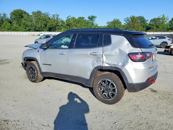 3C4NJDDN2RT130393 2024 JEEP COMPASS - Image 2
