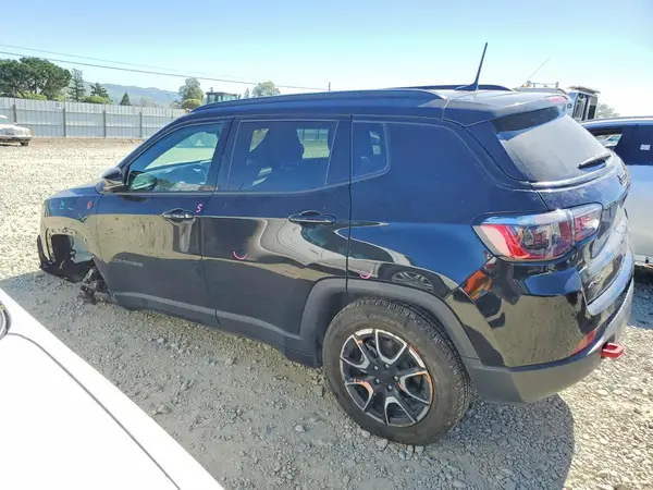 3C4NJDDN2RT137313 2024 JEEP COMPASS - Image 2