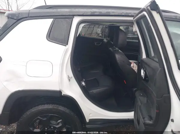 3C4NJDDN2RT610210 2024 JEEP COMPASS - Image 8