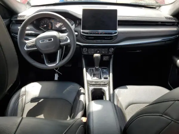3C4NJDDN2ST556817 2025 JEEP COMPASS - Image 8