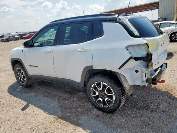 3C4NJDDN2ST564609 2025 JEEP COMPASS - Image 2