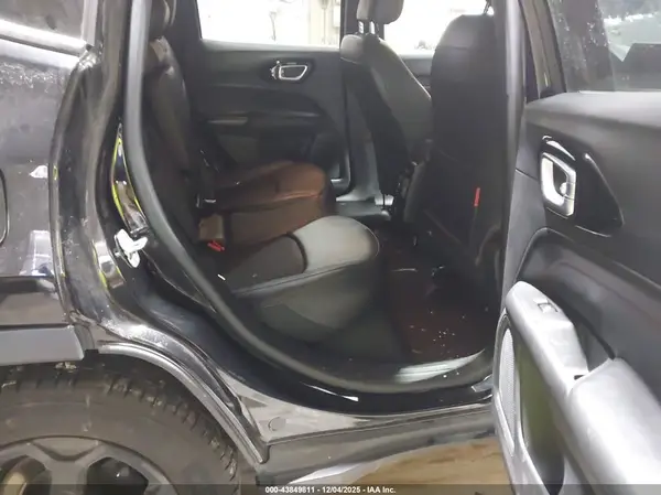 3C4NJDDN3PT512722 2023 JEEP COMPASS - Image 8