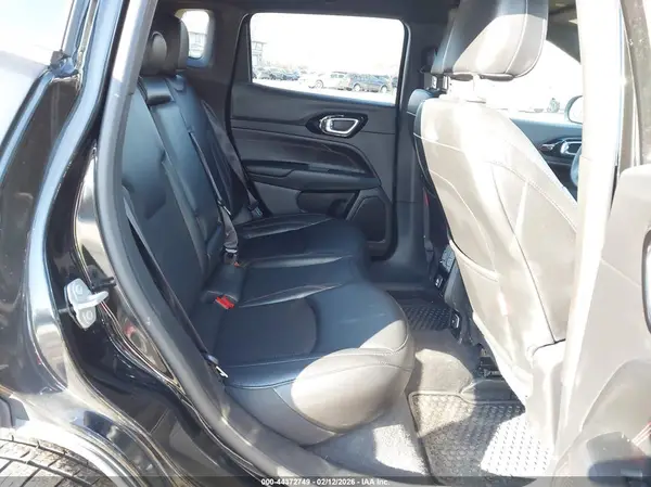3C4NJDDN3PT568627 2023 JEEP COMPASS - Image 8