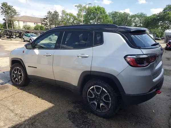 3C4NJDDN3ST564523 2025 JEEP COMPASS - Image 2
