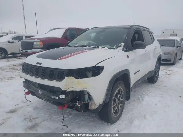 3C4NJDDN3ST626809 2025 JEEP COMPASS - Image 2