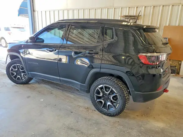 3C4NJDDN3TT195230 2026 JEEP COMPASS - Image 2