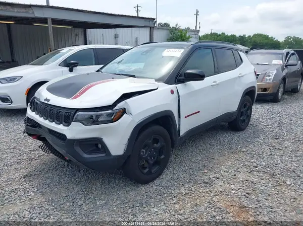 3C4NJDDN4PT511725 2023 JEEP COMPASS - Image 2