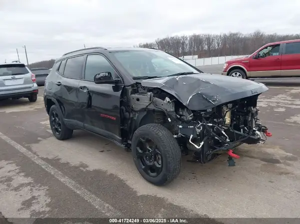 3C4NJDDN4PT539136 2023 JEEP COMPASS - Image 1
