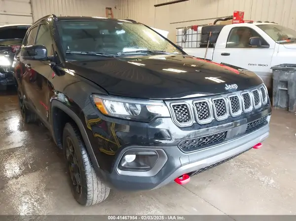 3C4NJDDN4PT541842 2023 JEEP COMPASS - Image 1