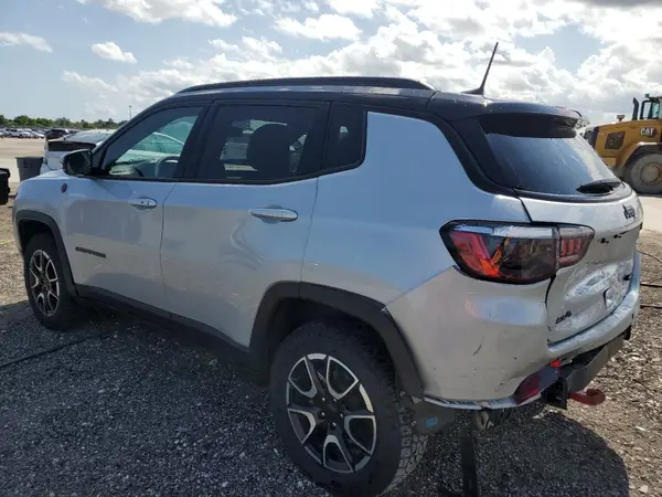 3C4NJDDN4RT149558 2024 JEEP COMPASS - Image 2