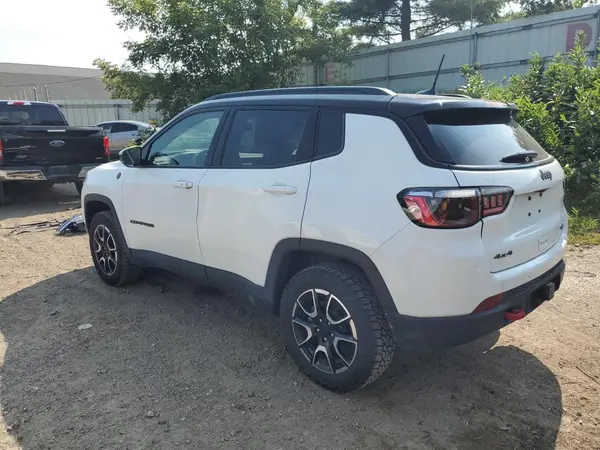 3C4NJDDN4RT157224 2024 JEEP COMPASS - Image 2