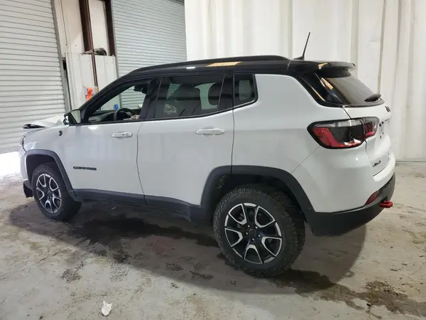 3C4NJDDN4ST536827 2025 JEEP COMPASS - Image 2