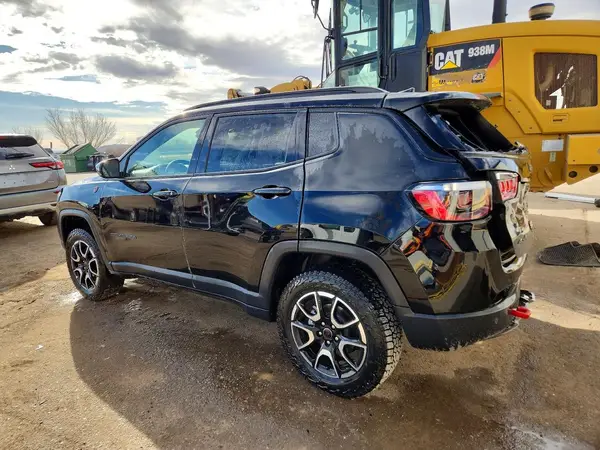 3C4NJDDN4ST546628 2025 JEEP COMPASS - Image 2