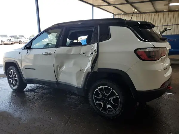 3C4NJDDN4ST558682 2025 JEEP COMPASS - Image 2
