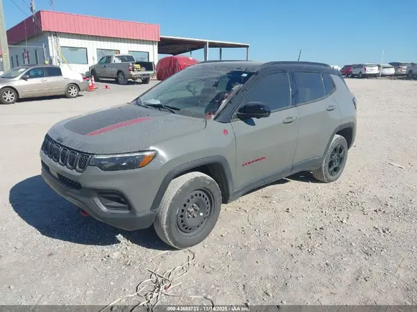 3C4NJDDN5PT526220 2023 JEEP COMPASS - Image 2