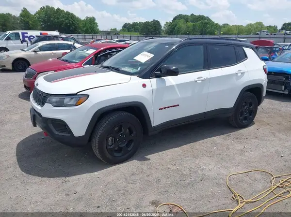 3C4NJDDN5PT557872 2023 JEEP COMPASS - Image 2