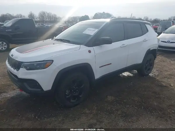 3C4NJDDN5PT568449 2023 JEEP COMPASS - Image 2
