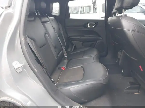 3C4NJDDN5PT573800 2023 JEEP COMPASS - Image 8