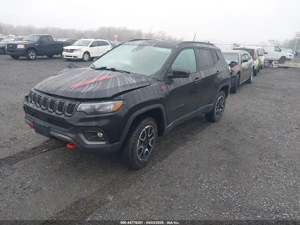 3C4NJDDN5RT137063 2024 JEEP COMPASS - Image 2