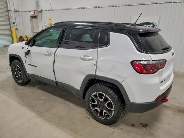 3C4NJDDN5RT144661 2024 JEEP COMPASS - Image 2