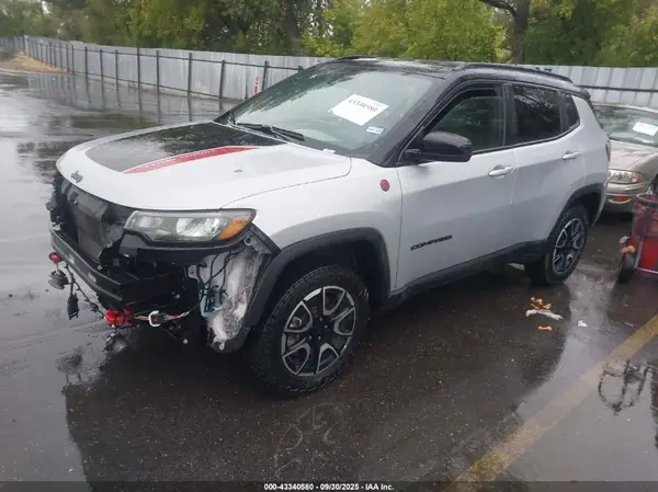 3C4NJDDN5RT149858 2024 JEEP COMPASS - Image 2