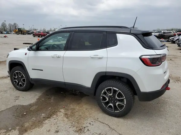 3C4NJDDN5ST523245 2025 JEEP COMPASS - Image 2