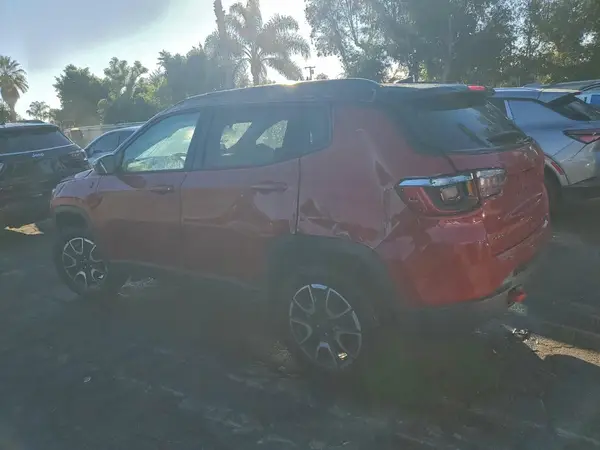 3C4NJDDN5ST526033 2025 JEEP COMPASS - Image 2