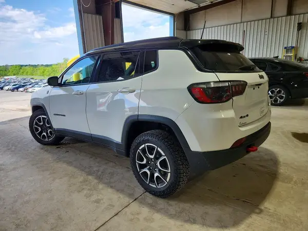 3C4NJDDN5ST532835 2025 JEEP COMPASS - Image 2