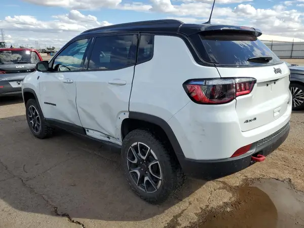 3C4NJDDN5ST533385 2025 JEEP COMPASS - Image 2