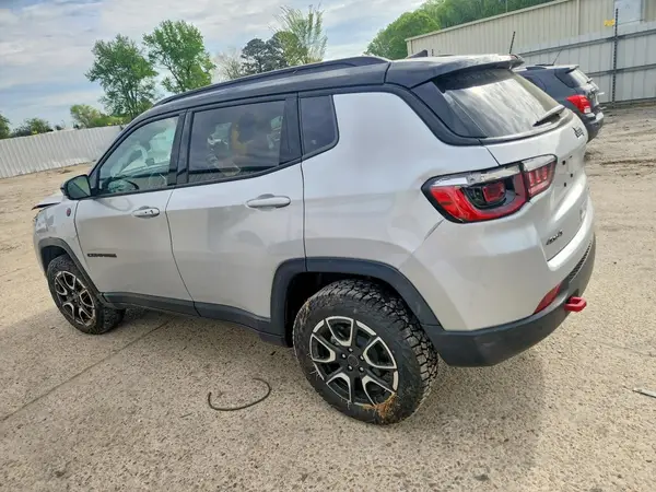 3C4NJDDN5ST543589 2025 JEEP COMPASS - Image 2