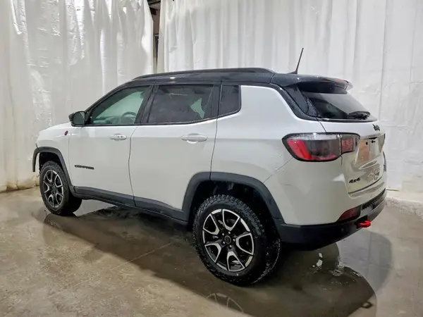 3C4NJDDN5ST590282 2025 JEEP COMPASS - Image 2