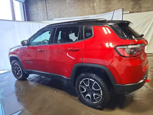 3C4NJDDN5ST591934 2025 JEEP COMPASS - Image 2