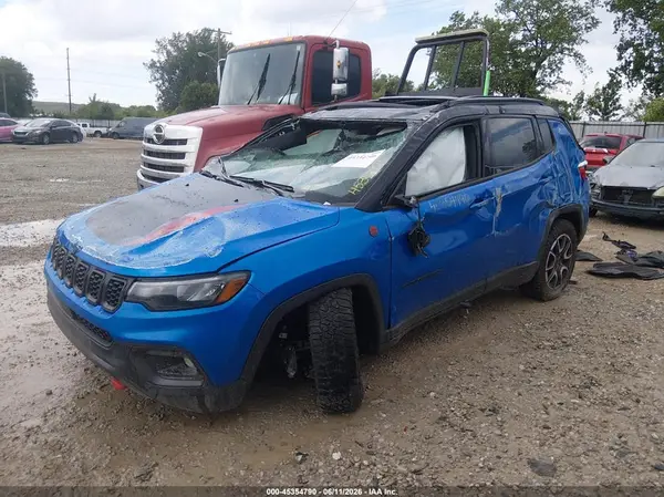 3C4NJDDN5TT195116 2026 JEEP COMPASS - Image 2